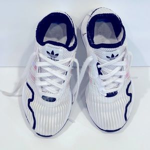 Kids’ Adidas Originals Swift x Run, big kids size 4